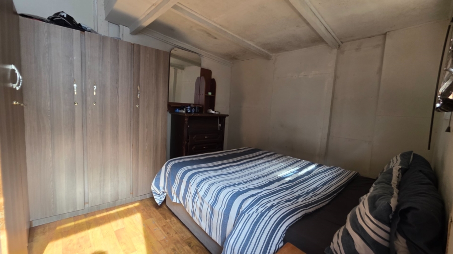 6 Bedroom Property for Sale in Dana Bay Western Cape